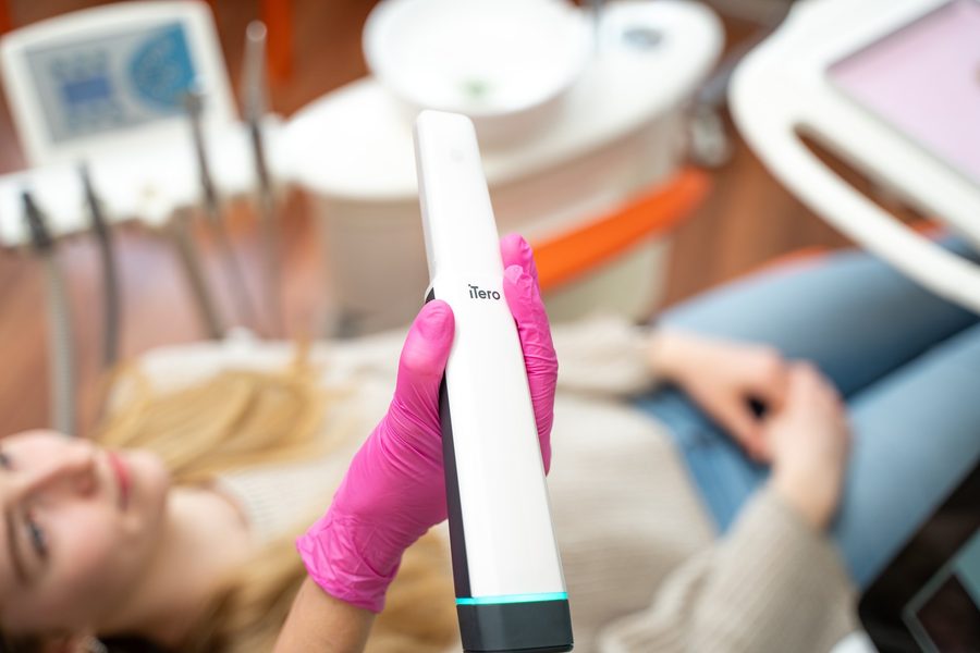 Digitaler iTero-Scanner in der Kieferorthopädie Dr. Tittel